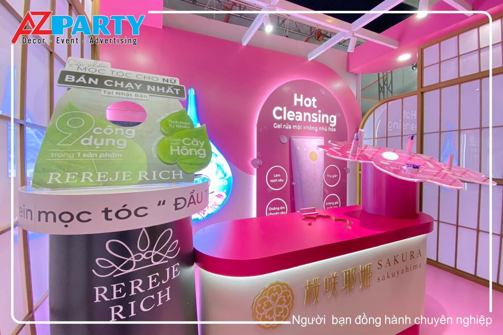 cận cảnh không gian trong booth