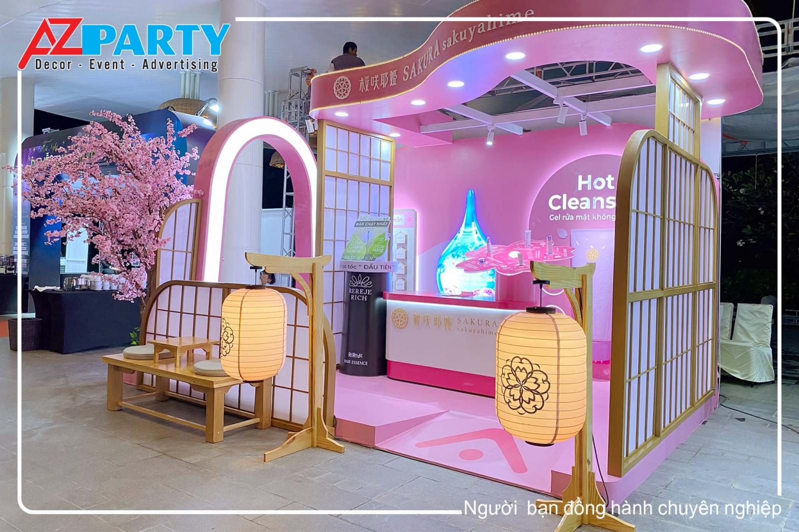 Góc bên phải booth sakura