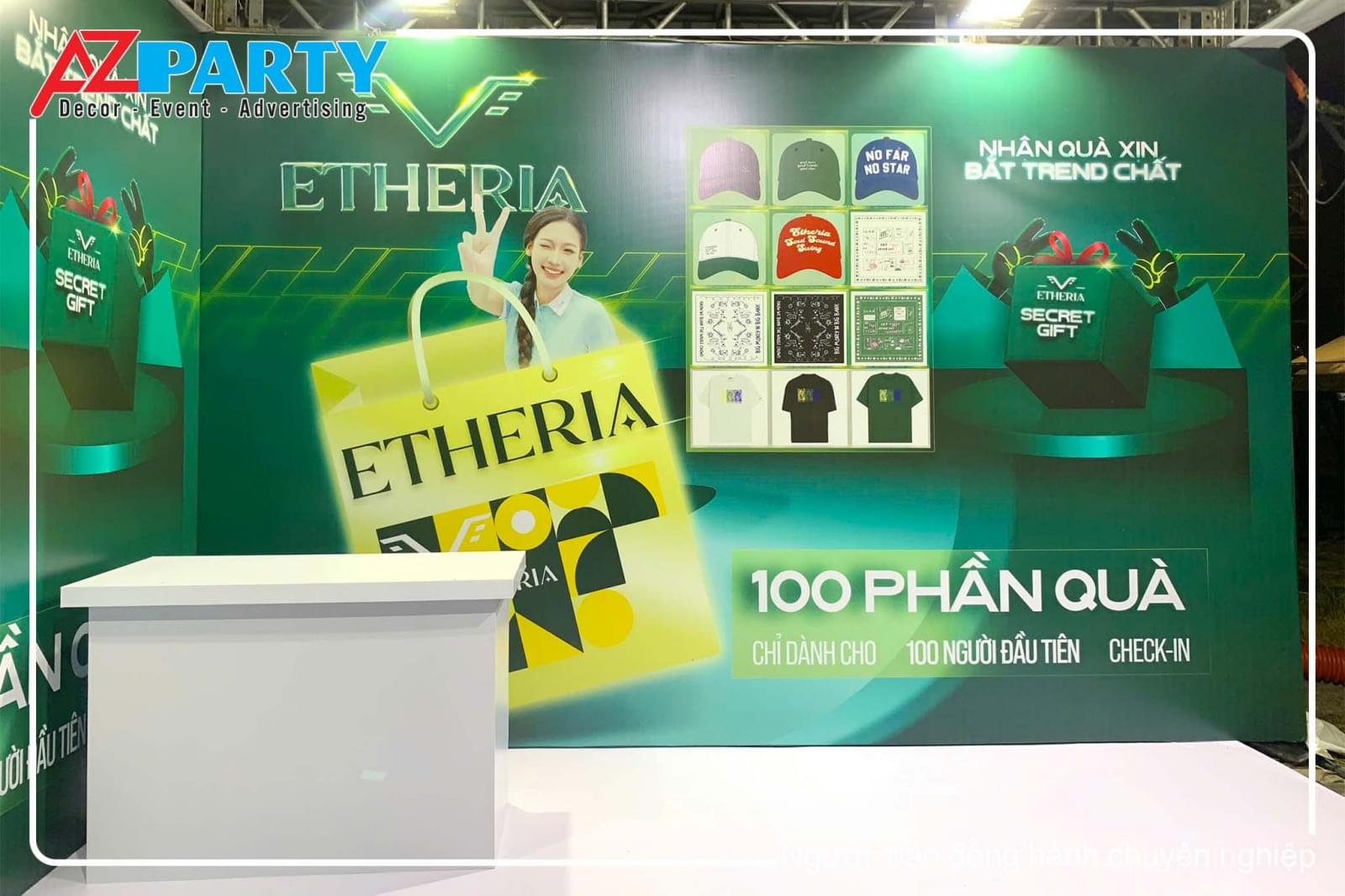 Cận cảnh mặt chính booth Etheria