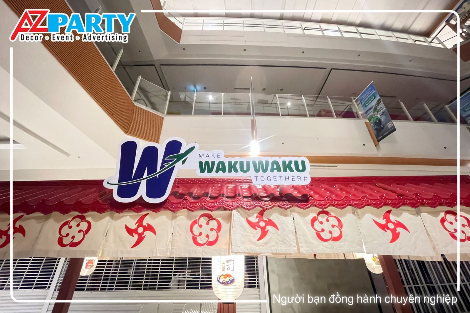 mái che của booth thể hiện những nét đặc trưng của Nhật Bản