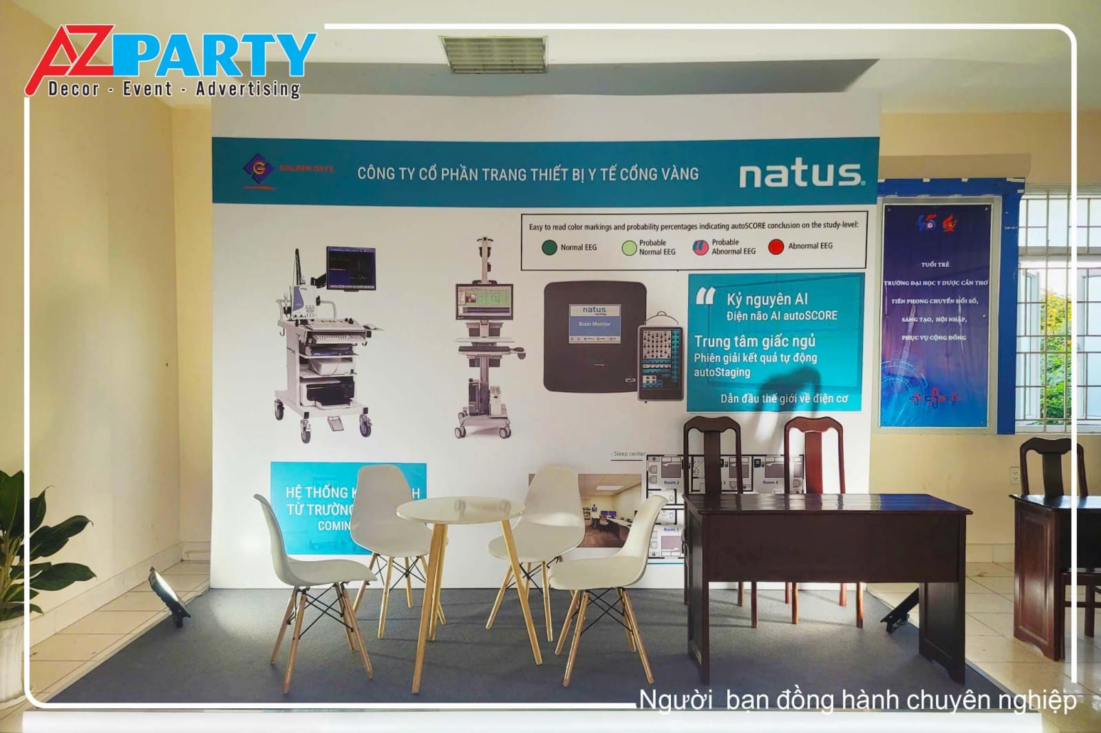 Mặt chính booth Công Ty Trang Thiết Bị Y Tế Cổng Vàng