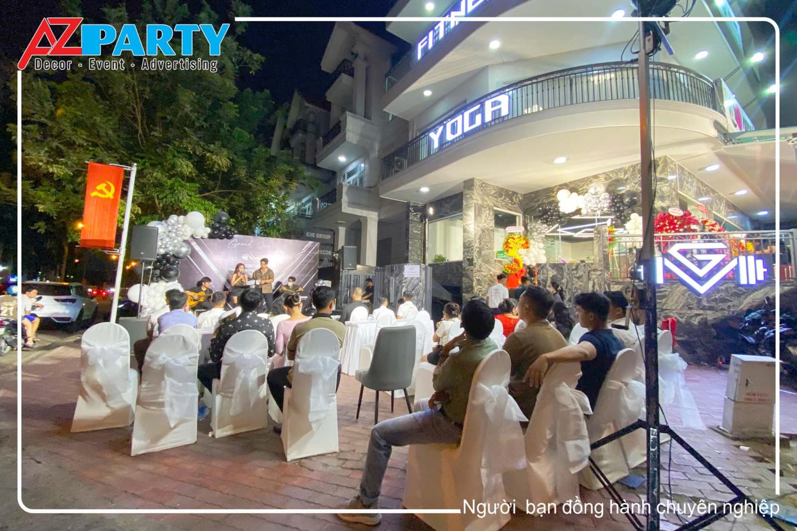Tiết mục Acoustic trong buổi lễ khai trương Medical Gym