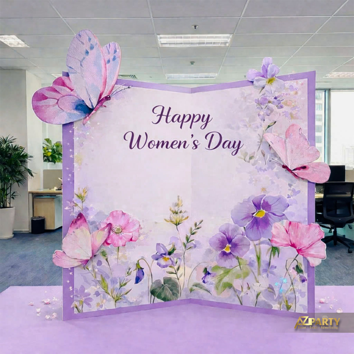 Mẫu backdrop 8/3 tone tím lãng mạn nhẹ nhàng với các chi tiết bươm bướm và hoa xinh xắn