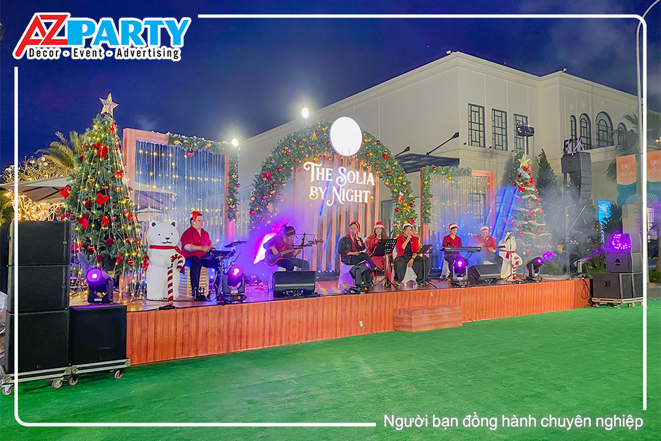 Hiệu ứng ánh sáng sân khấu lung linh tại sự kiện đêm hội giáng sinh The Solia
