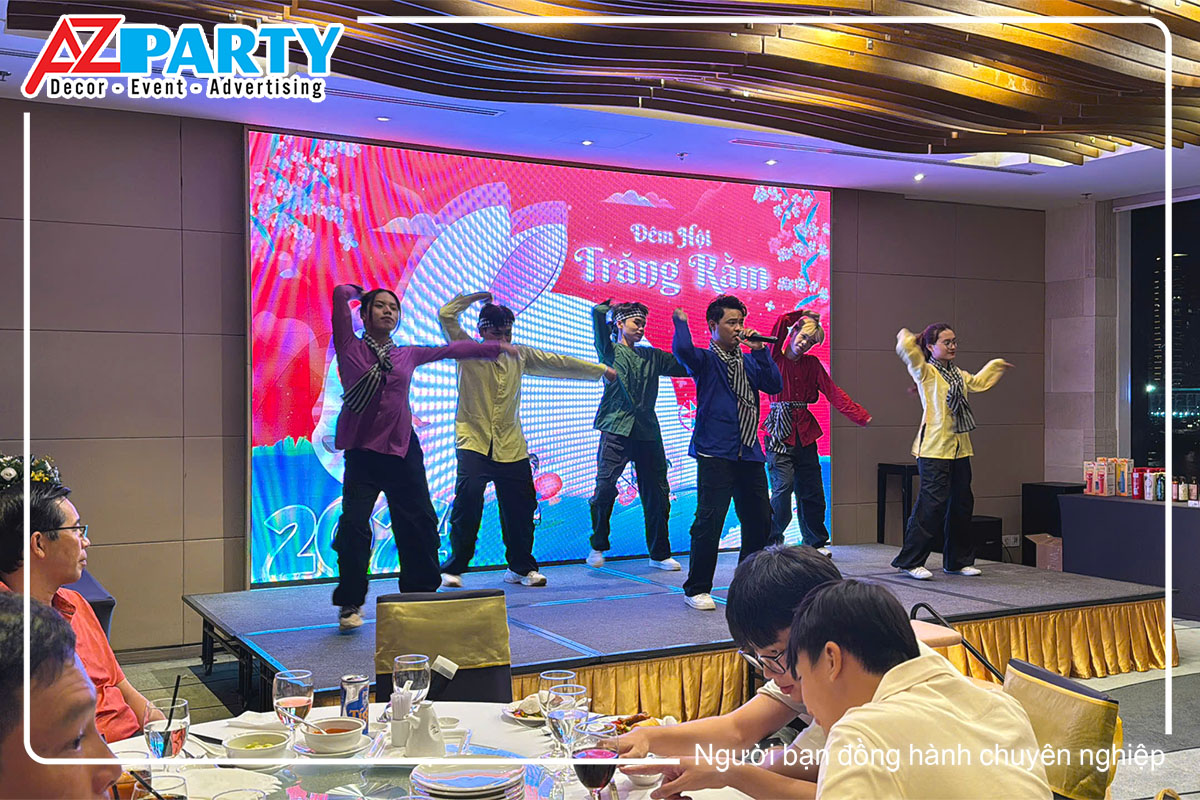 Tiết mục nhảy dân gian thứ 2