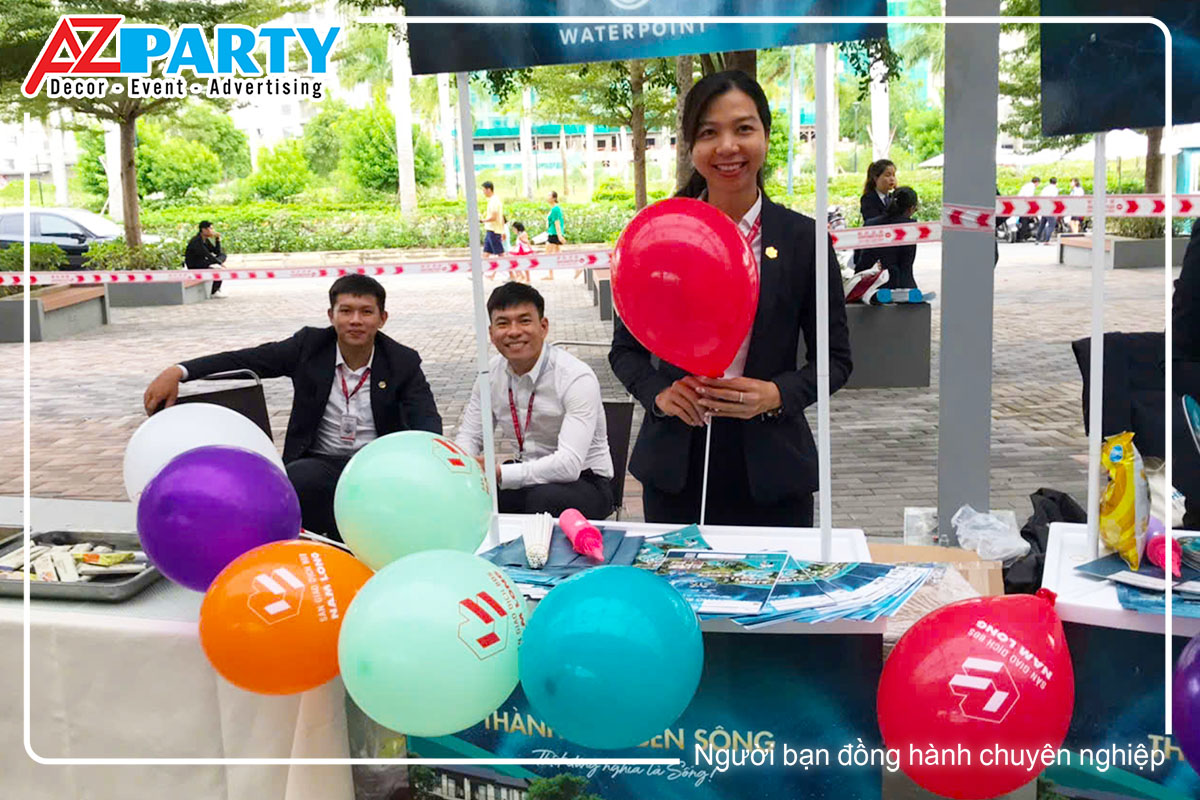 khu vực tặng bóng bay