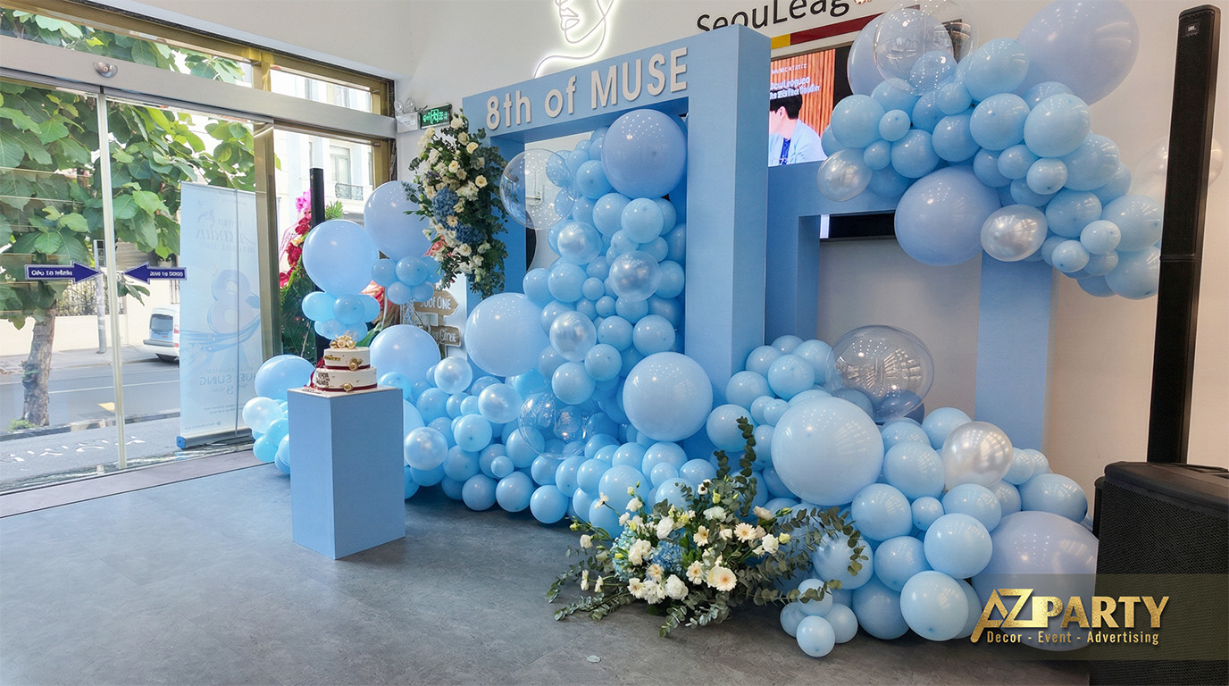 Góc chụp bên phải của booth 8 năm kỷ niệm thành lập Muse