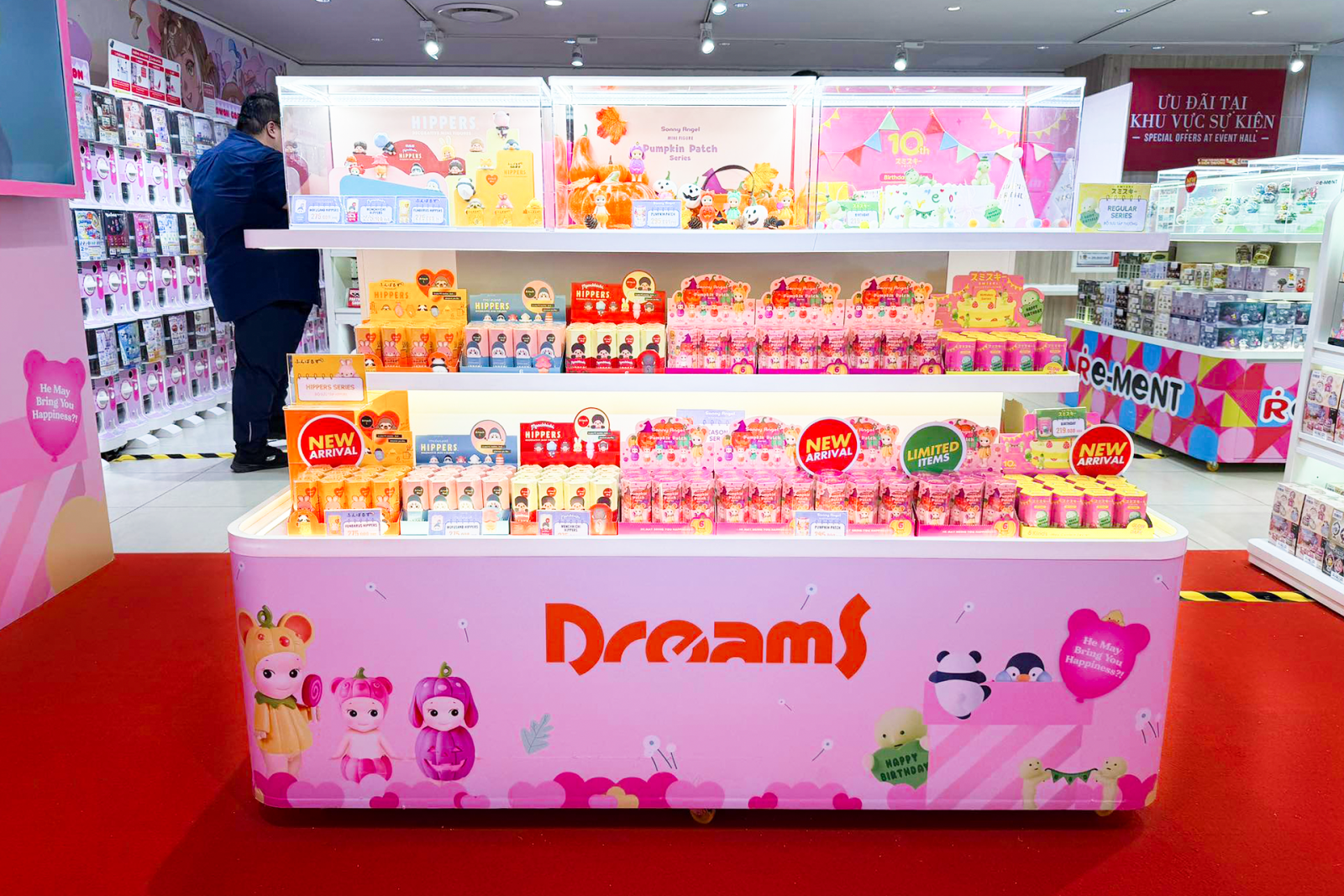 Kệ trưng bày chung concept