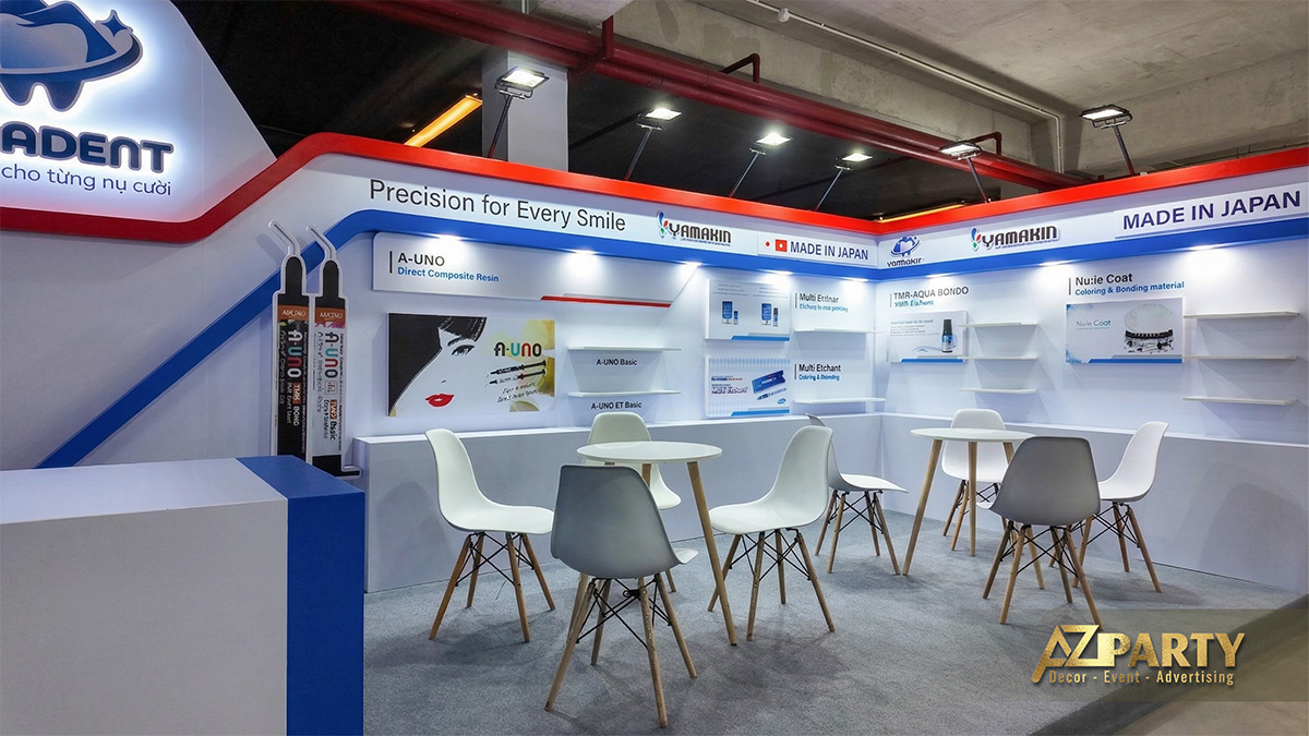 cận cảnh khu vực tiếp khách tại booth Yamadent