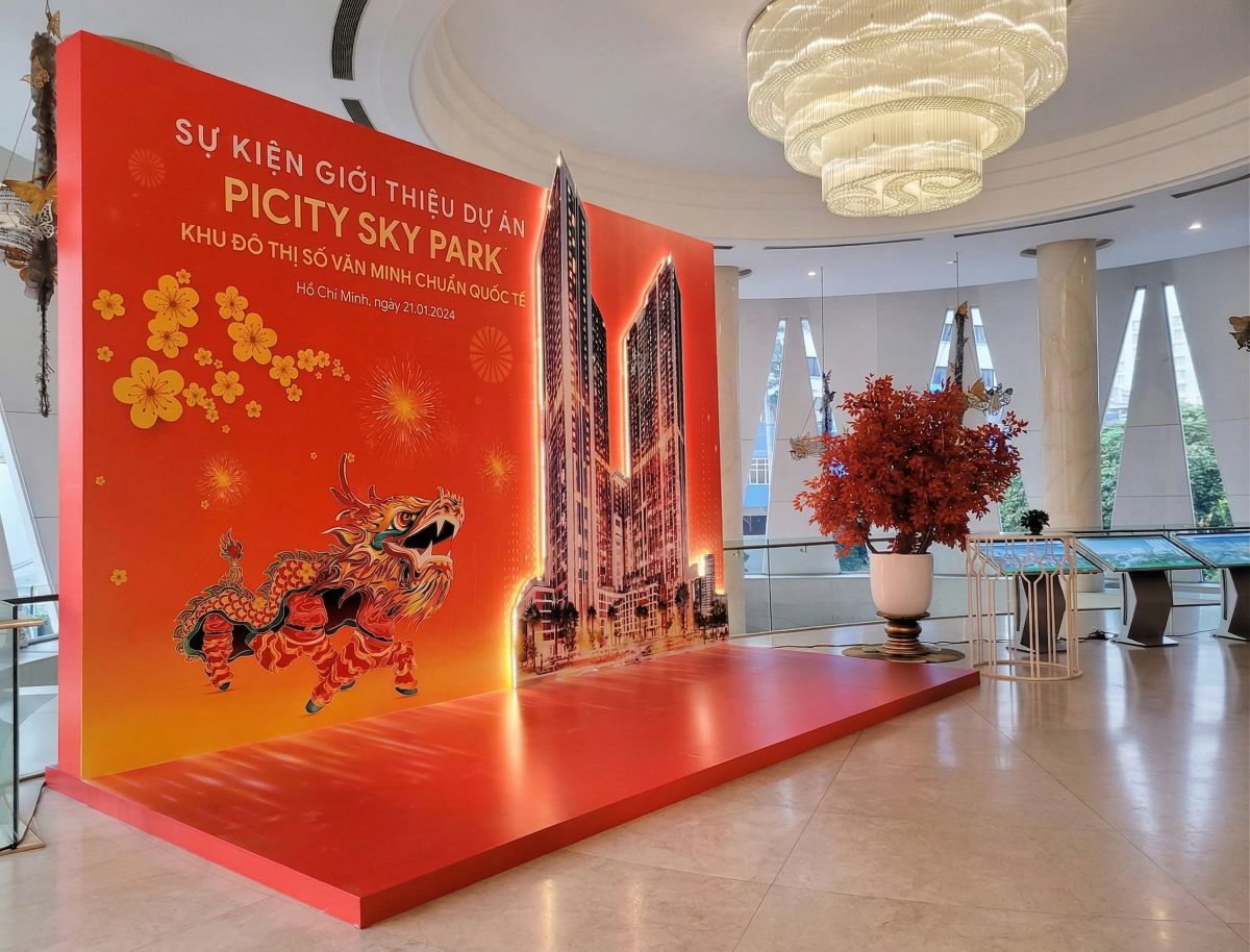 Góc chụp bên trái của booth ra mắt dự án Picity Sky Park