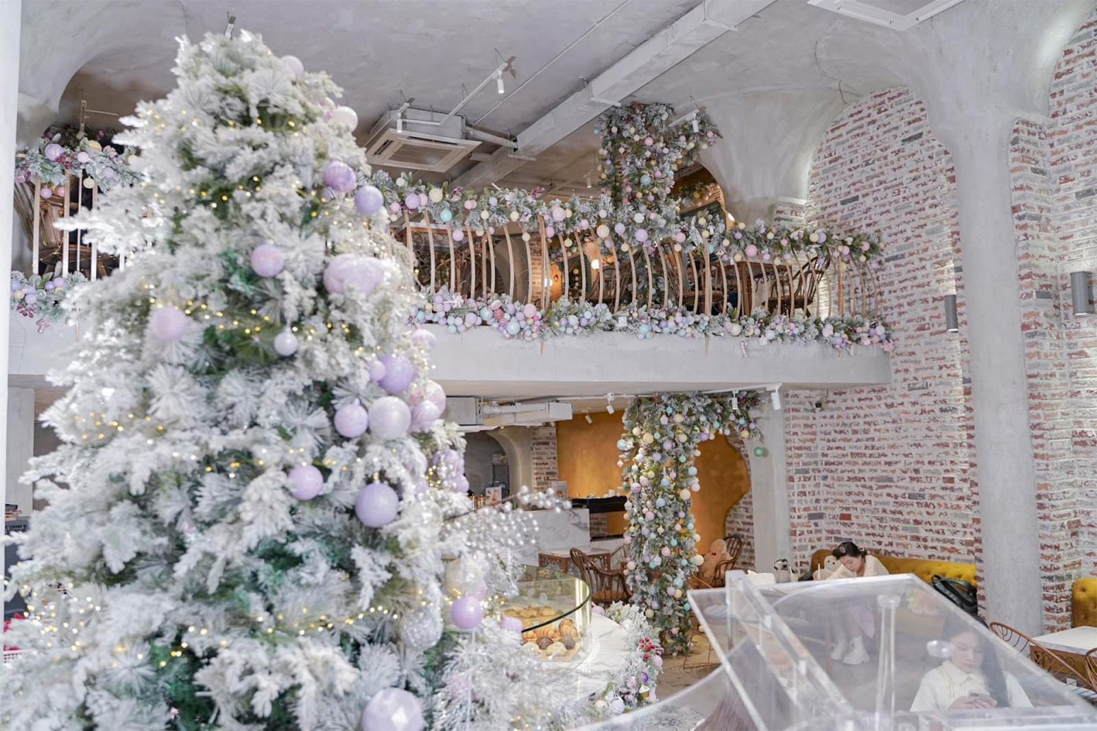 Decor noel quán cafe thơ mộng 