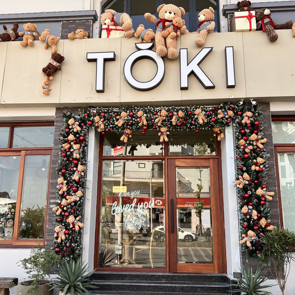 Trang trí noel quán cafe 