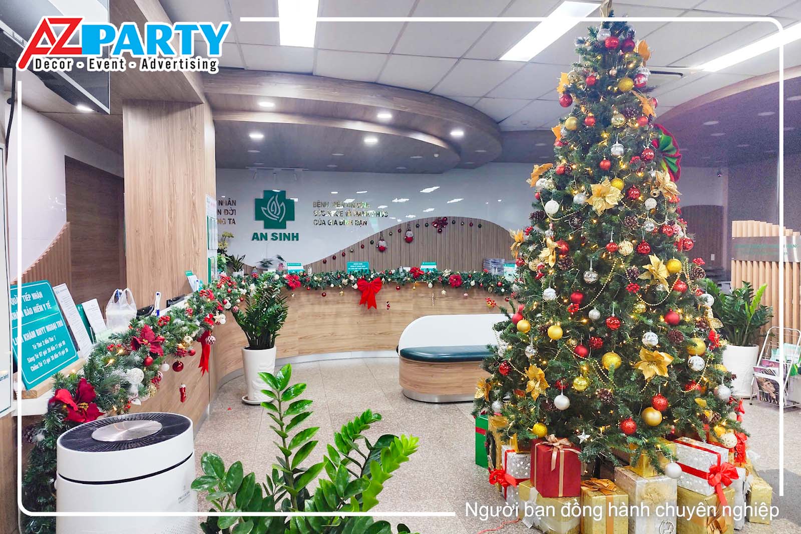 trang trí cây thông noel văn phòng lung linh 