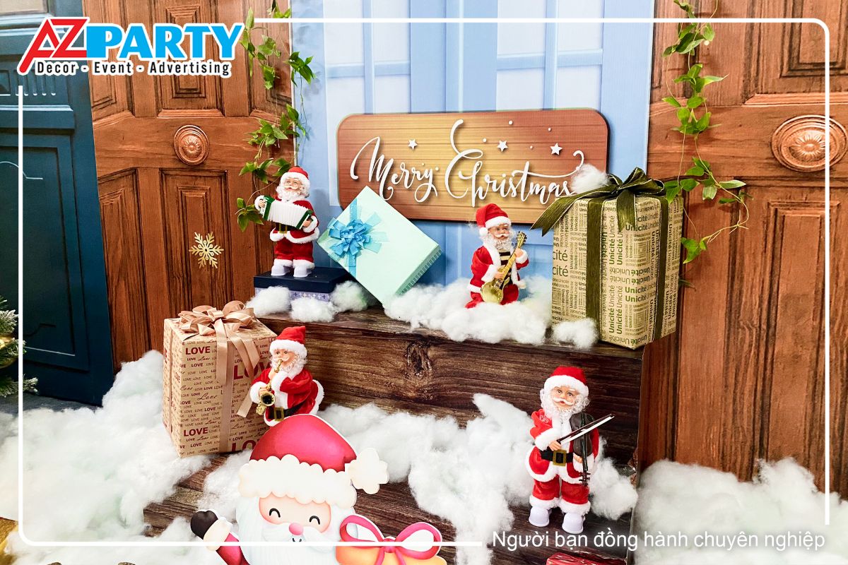 cận cảnh hình ảnh các ông già noel tí hon