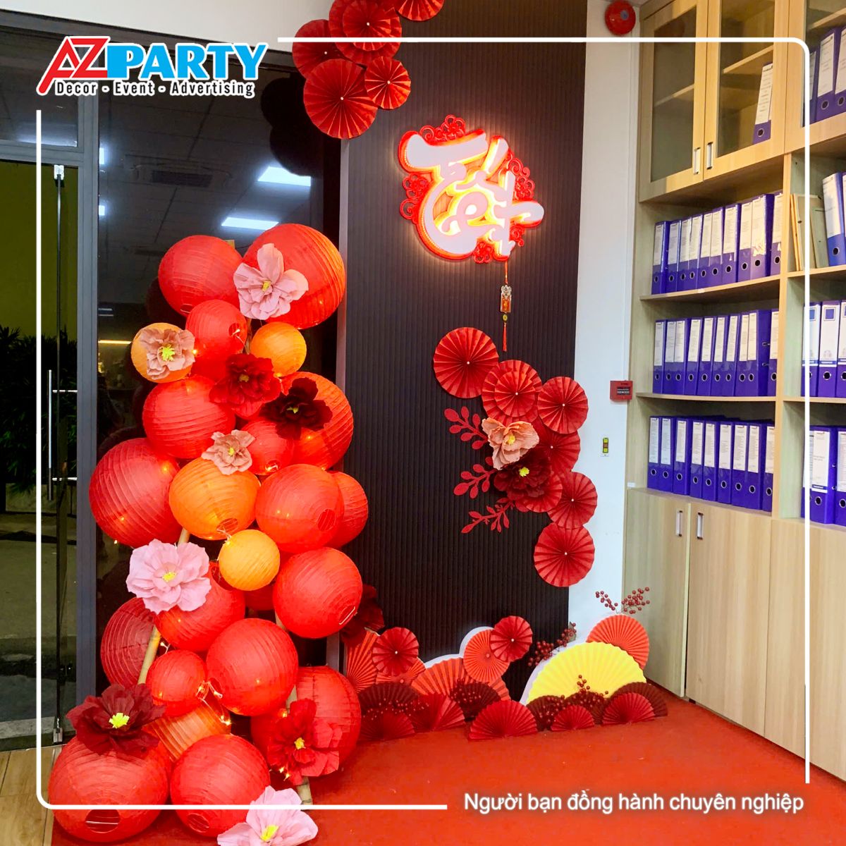 góc trái của tiểu cảnh trên