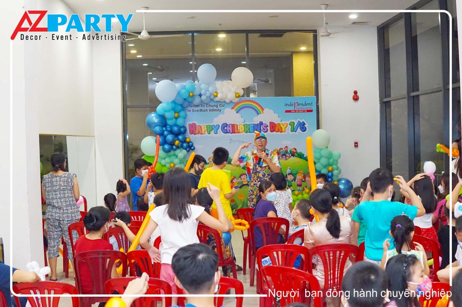 Các em thiếu nhi tham gia vào chương trình QTTN